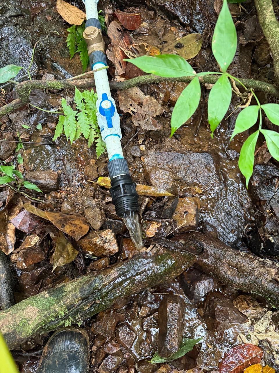 Water flow valve used during a field pumping test in Costa Rica