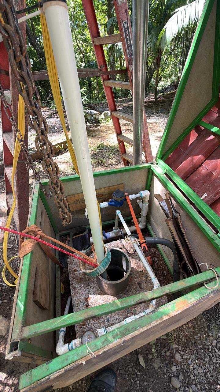 Pumping test equipment measuring groundwater availability in Costa Rica